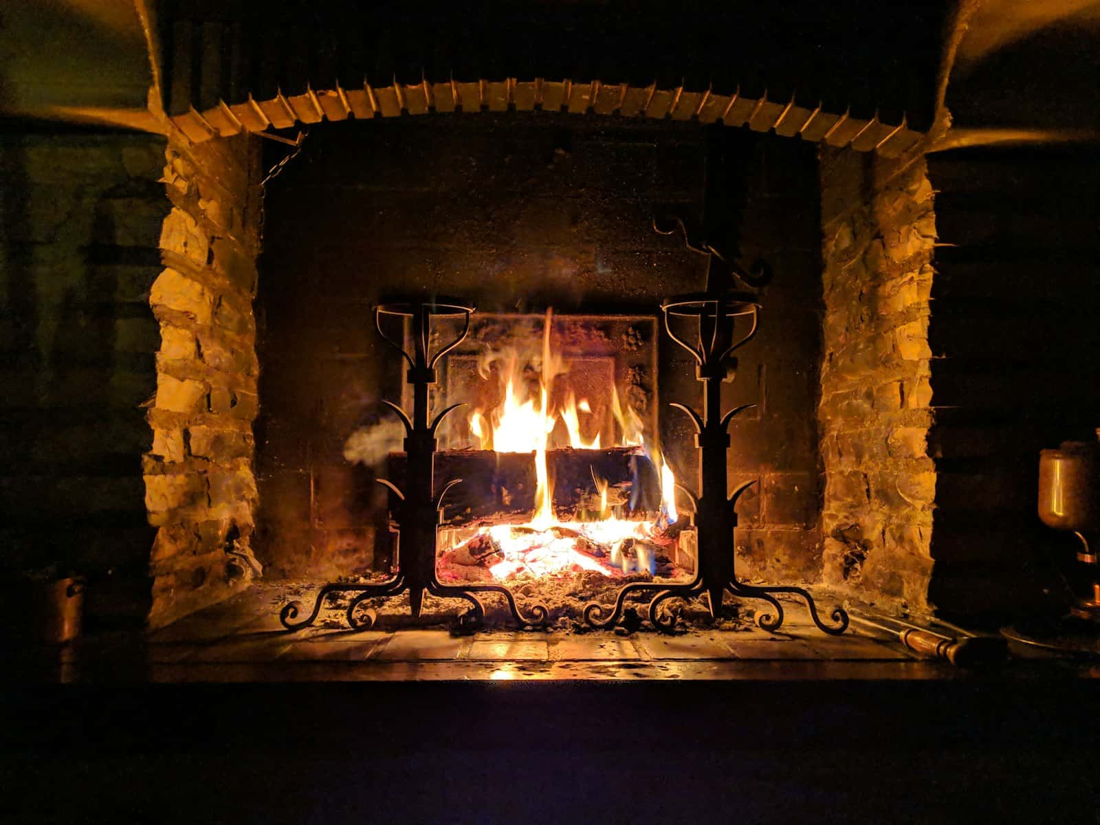 Chimney maintenance guides for Florida homeowners.